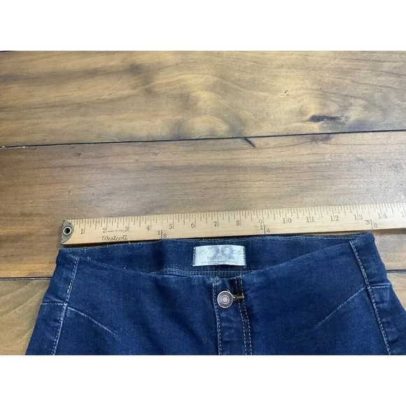 We The Free Twenty Nine Women's Size 29 Dark Wash Denim Jeans Raw Hem - Picture 7 of 9